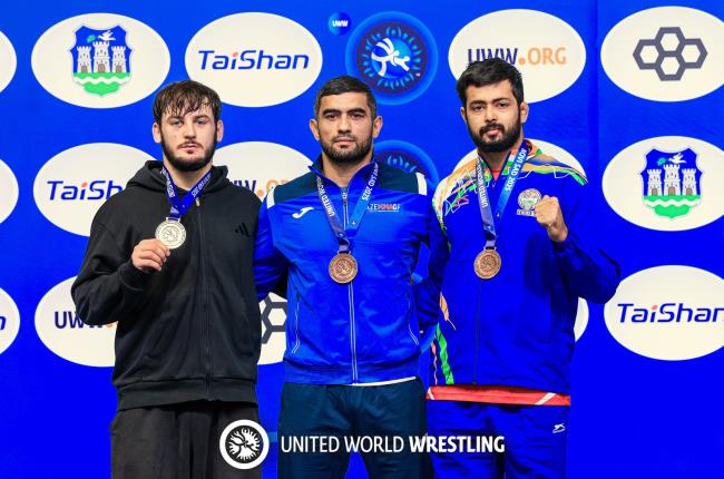 Белорусские бойцы завоевали два золота на чемпионате мира по любительскому ММА в Нови-Саде